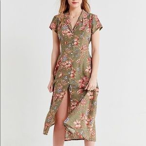 urban renewal remnants floral midi dress